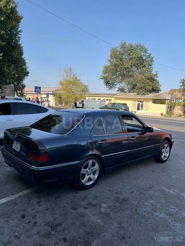 Mercedes C 230 1998, 230,000 km - 2.3 л - Sabirabad