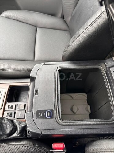 Toyota Land Cruiser Prado 2010, 211,000 km - 2.7 л - Zaqatala