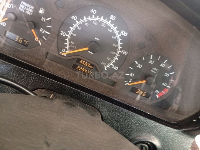 Mercedes C 230 1998, 230,000 km - 2.3 л - Sabirabad
