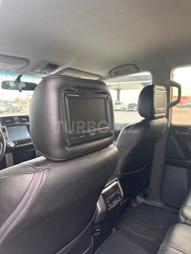 Toyota Land Cruiser Prado 2010, 211,000 km - 2.7 л - Zaqatala
