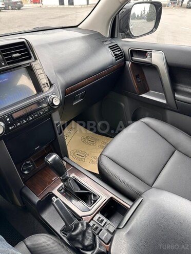 Toyota Land Cruiser Prado 2010, 211,000 km - 2.7 л - Zaqatala