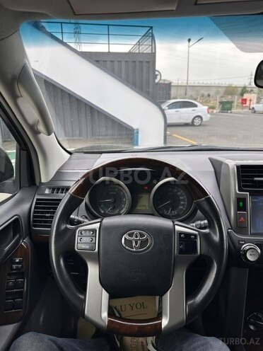 Toyota Land Cruiser Prado 2010, 211,000 km - 2.7 л - Zaqatala