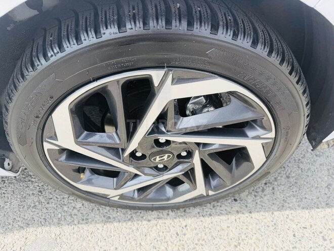 Hyundai i20 2023, 71,000 km - 1.4 l - Bakı