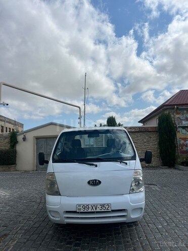 Kia Bongo 2004, 320,000 km - 2.7 l - Bakı