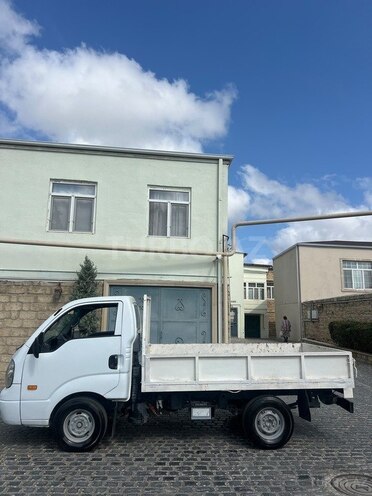 Kia Bongo 2004, 320,000 km - 2.7 l - Bakı