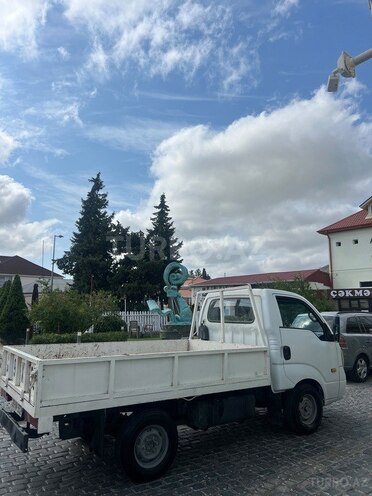 Kia Bongo 2004, 320,000 km - 2.7 l - Bakı