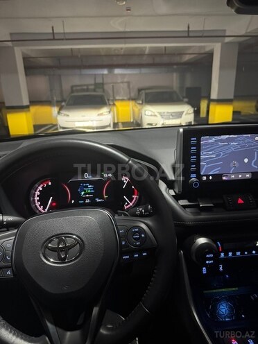 Toyota RAV4 2020, 26,000 km - 2.0 л - Bakı
