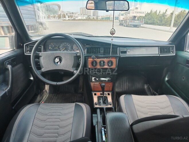 Mercedes 190 1990, 324,500 km - 2.0 l - Bakı