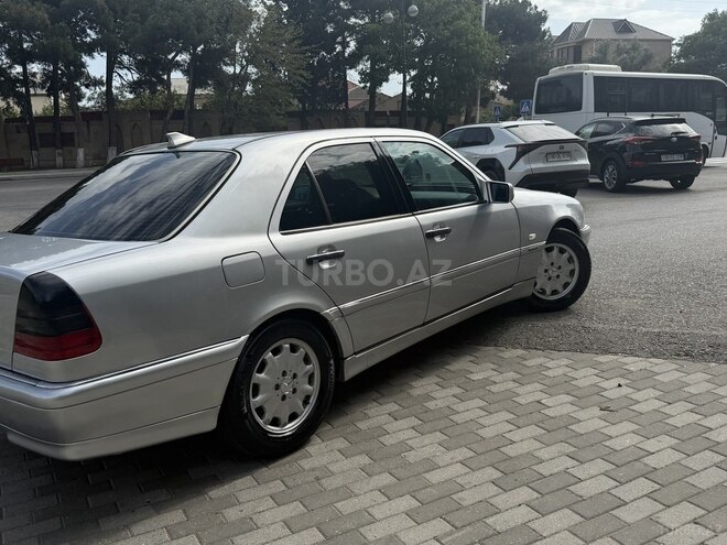 Mercedes C 200 1998, 244,000 km - 2.0 l - Bakı