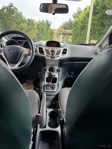 Ford Fiesta 2012, 111,000 km - 1.4 l - Bakı