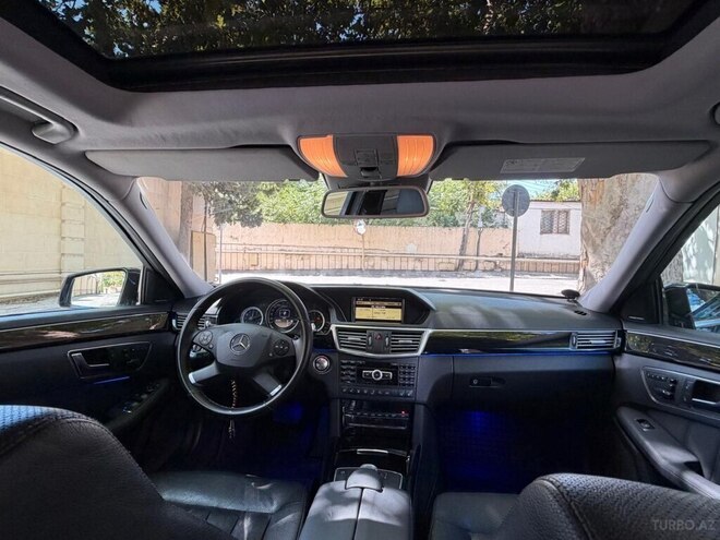 Mercedes E 250 2011, 278,000 km - 2.1 l - Bakı
