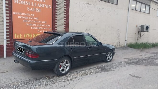 Mercedes E 300 1996, 480,000 km - 3.0 l - Quba
