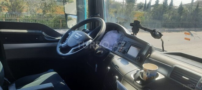 MAN TGX 18.440 2013, 1,100,000 km - 12.0 l - İmişli