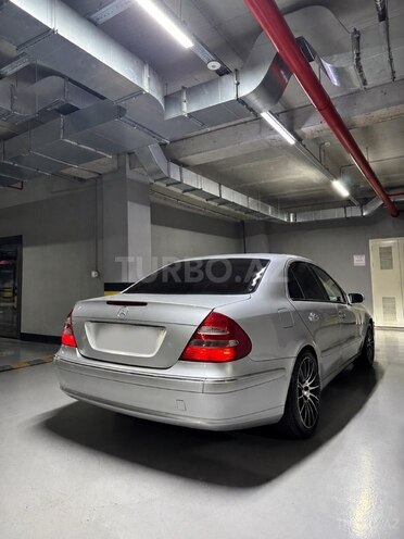 Mercedes E 240 2002, 400,000 km - 2.6 l - Sumqayıt