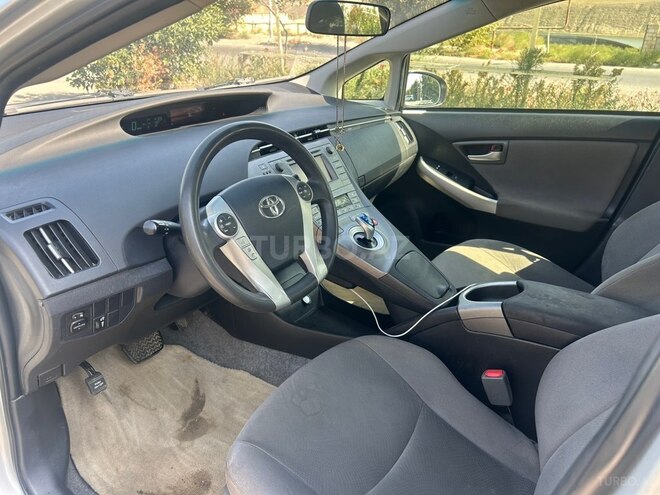 Toyota Prius 2015, 455,623 km - 1.8 l - Bakı
