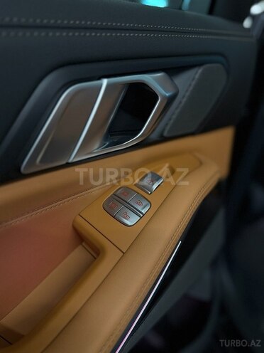 BMW X7 2023, 24,706 km - 3.0 l - Bakı