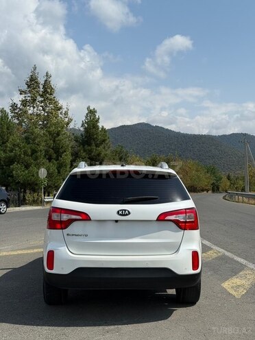 Kia Sorento 2014, 176,000 km - 2.0 l - Oğuz