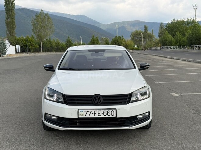Volkswagen Passat 2011, 256,701 km - 1.8 l - Şəki