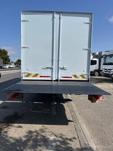 Mercedes Atego 818 2008, 305,000 km - 4.3 l - Bakı