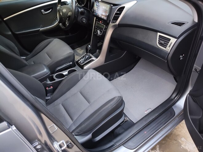 Hyundai i30 2013, 214,000 km - 1.6 l - Bakı