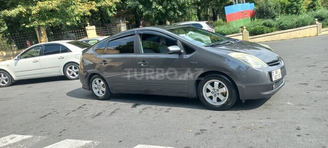 Toyota Prius 2008, 285,000 km - 1.5 л - Zaqatala