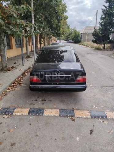 Mercedes 220 E 1994, 949,494 km - 2.2 l - Şəmkir