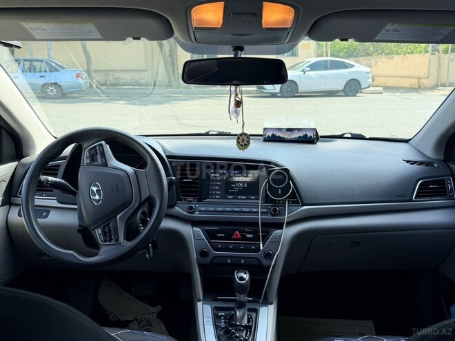 Hyundai Elantra 2016, 114,263 km - 2.0 l - Bakı