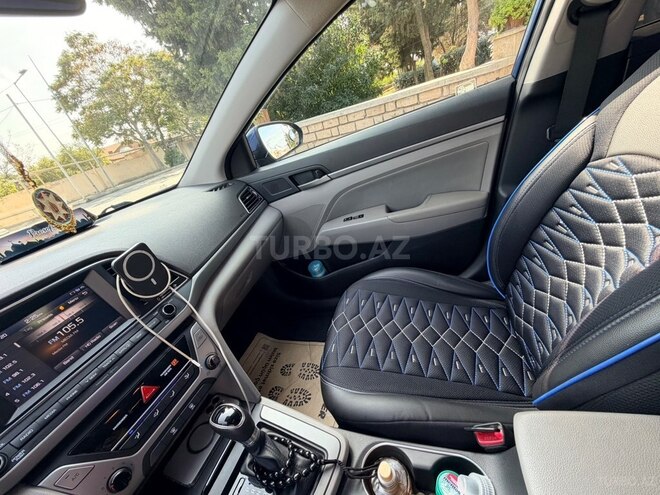 Hyundai Elantra 2016, 114,263 km - 2.0 l - Bakı