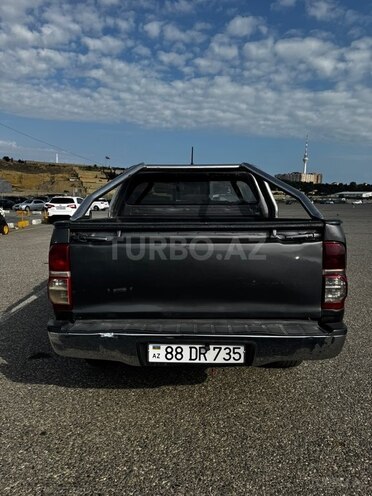 Toyota Hilux 2013, 440,000 km - 2.5 л - Bakı