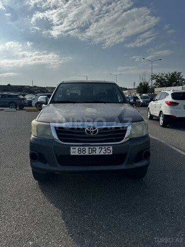 Toyota Hilux 2013, 440,000 km - 2.5 л - Bakı