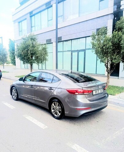 Hyundai Elantra 2017, 146,450 km - 2.0 л - Bakı