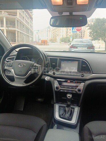 Hyundai Elantra 2017, 146,450 km - 2.0 л - Bakı