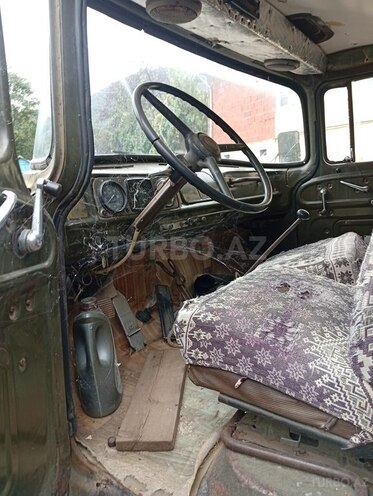 ZIL 130 1990, 127,000 km - 6.0 l - Yardımlı