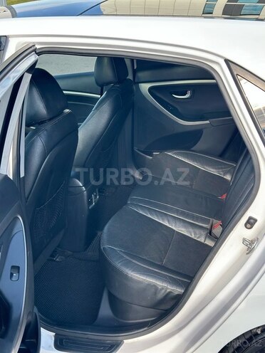 Hyundai i30 2012, 215,000 km - 1.6 l - Bakı