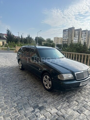 Mercedes C 220 1999, 482,418 km - 2.2 l - Bakı