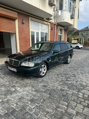 Mercedes C 220 1999, 482,418 km - 2.2 l - Bakı
