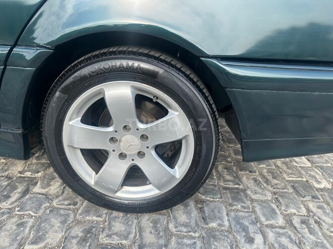 Mercedes C 220 1999, 482,418 km - 2.2 l - Bakı
