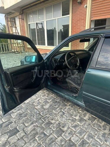 Mercedes C 220 1999, 482,418 km - 2.2 l - Bakı