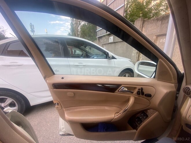 Mercedes C 240 2002, 395,000 km - 2.6 l - Bakı