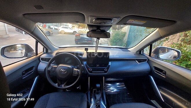 Toyota Corolla Cross 2025, 52,000 km - 2.0 л - Bakı