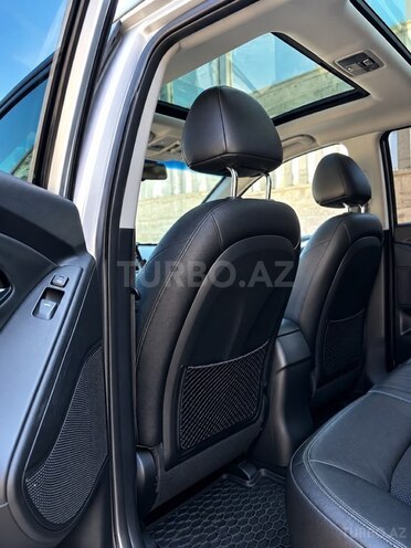 Kia Sportage 2011, 196,000 km - 2.0 l - Bakı