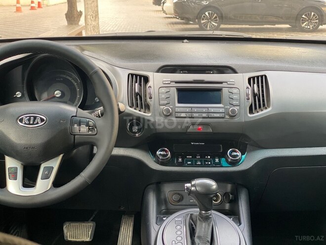Kia Sportage 2011, 196,000 km - 2.0 l - Bakı