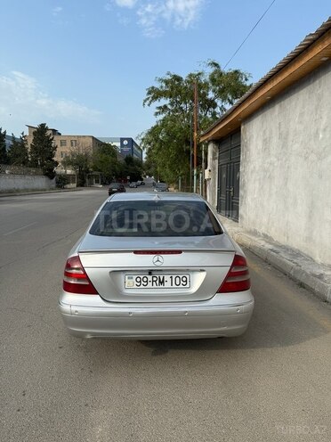 Mercedes E 240 2004, 560,000 km - 2.6 l - Bakı