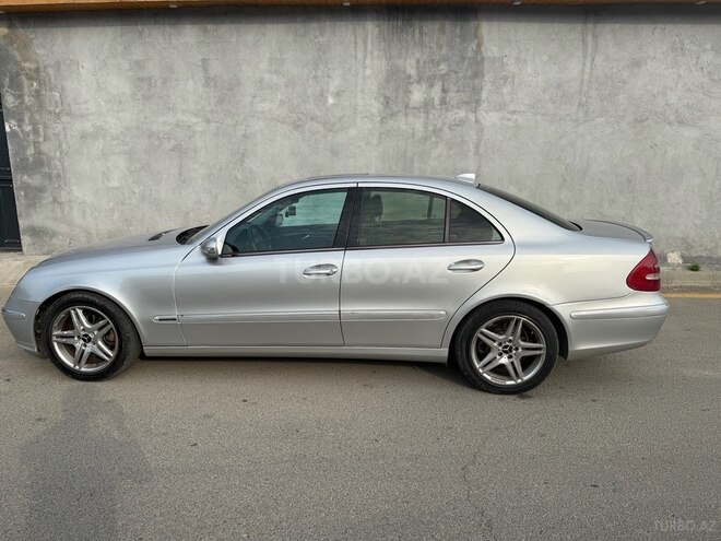 Mercedes E 240 2004, 560,000 km - 2.6 l - Bakı