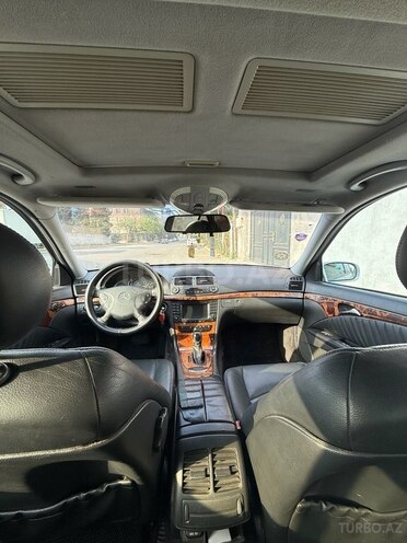 Mercedes E 240 2004, 560,000 km - 2.6 l - Bakı