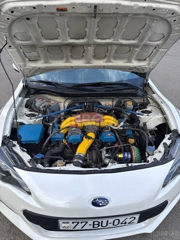 Subaru  2015, 138,404 km - 2.0 l - Gəncə