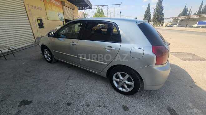 Toyota Corolla 2004, 270,000 km - 1.4 l - Salyan