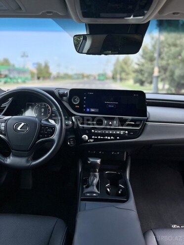 Lexus ES 300h 2024, 40,000 km - 2.5 l - Bakı