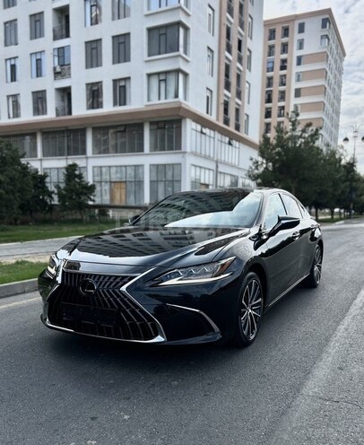 Lexus ES 300h 2024, 40,000 km - 2.5 l - Bakı