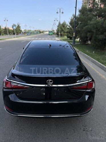 Lexus ES 300h 2024, 40,000 km - 2.5 l - Bakı